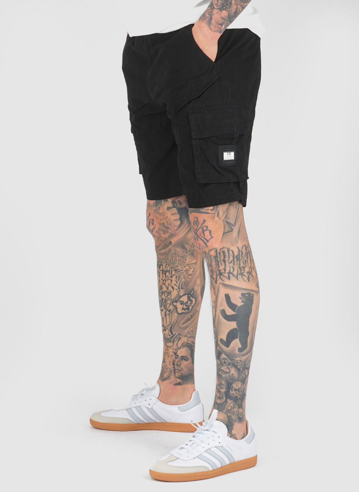 Mascia Cargo Short - Black