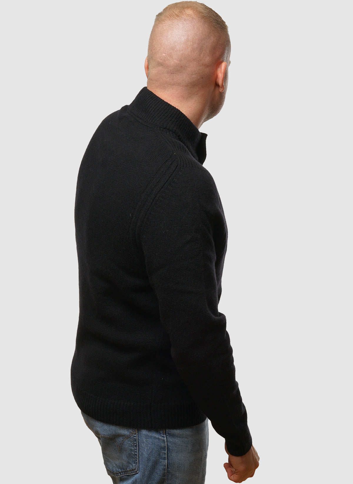 Castillos Knitted Quarter Neck - Black