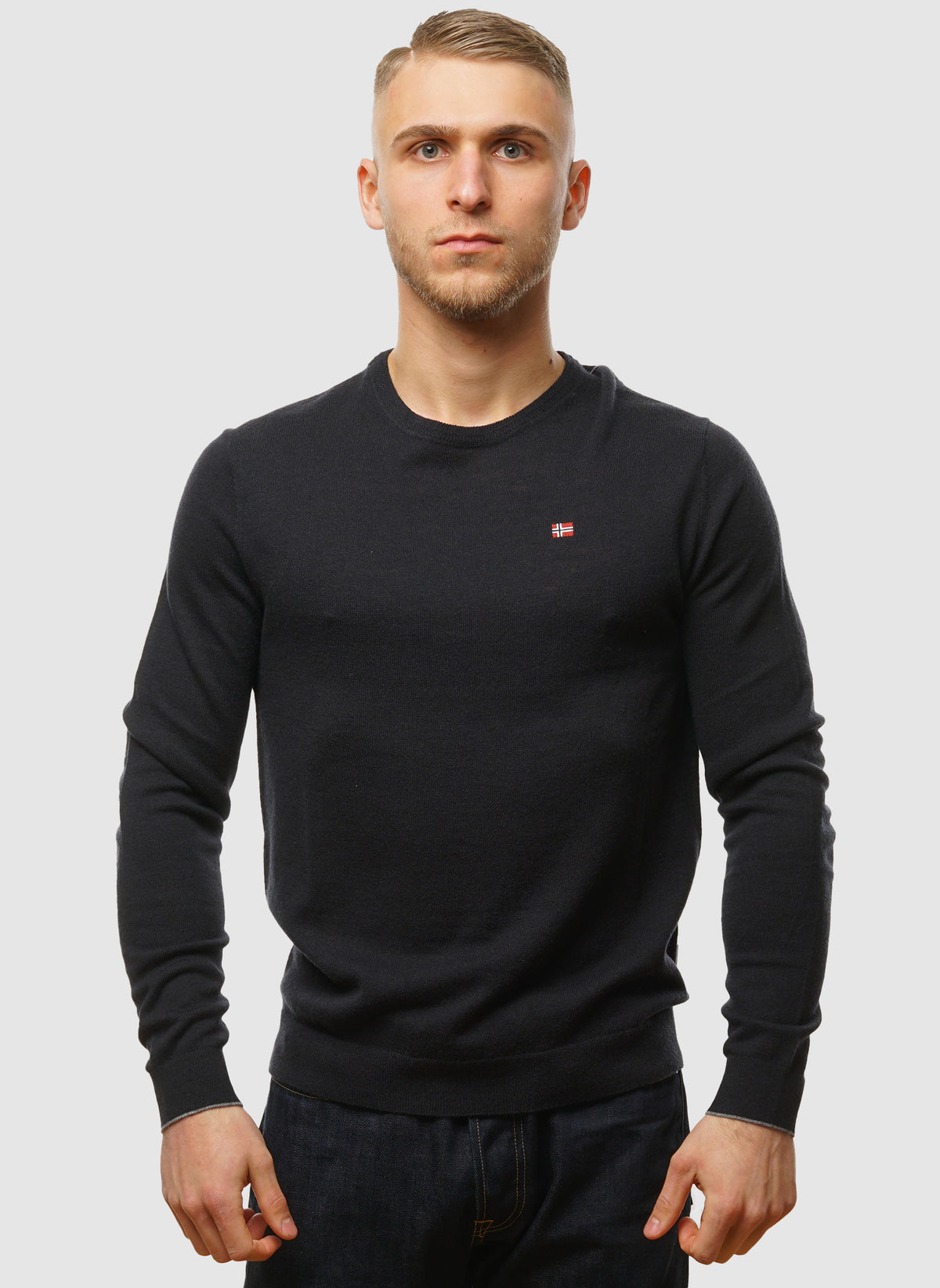 Damavand Crew Neck Jumper - Black