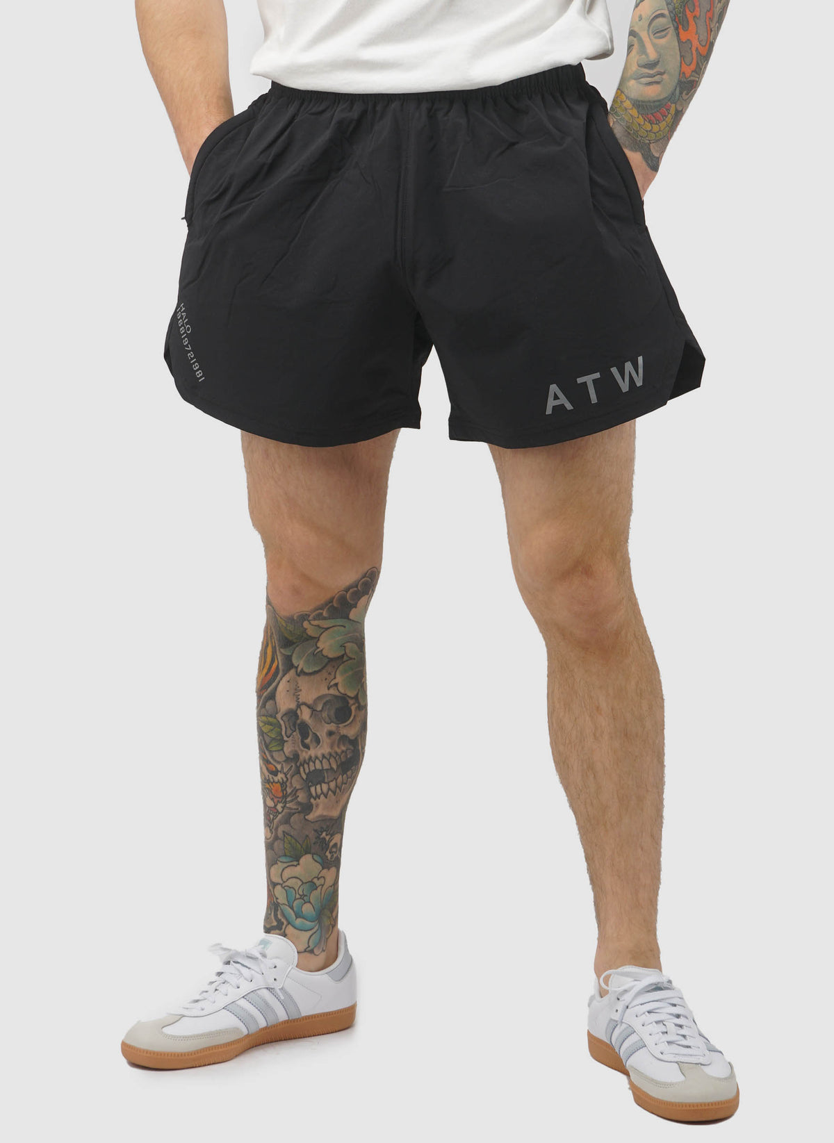 Halo Shorts - Black